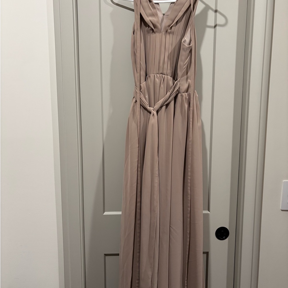 Elegant Beige Maxi Dress